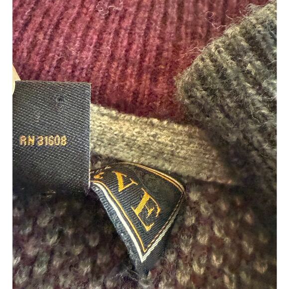 Jos A Bank Reserve Sweater Men Large Wool Modern knit preppy dark academia - Picture 12 of 12